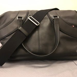 bally weekender bag